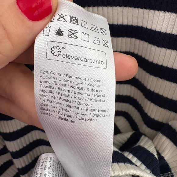 Striped V-Neck Ribbed Top - Picture 5 of 9